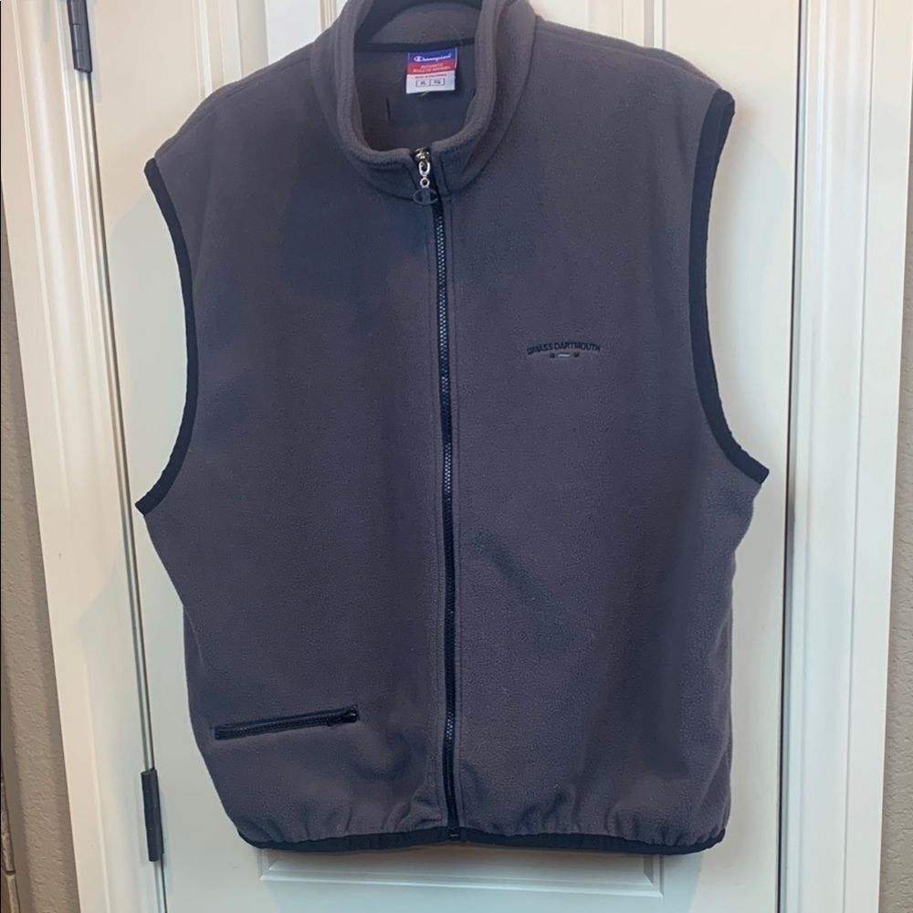 UMASS Dartmouth Champion Authentic Athletic Apparel Fleece Zip-up Vest, XL